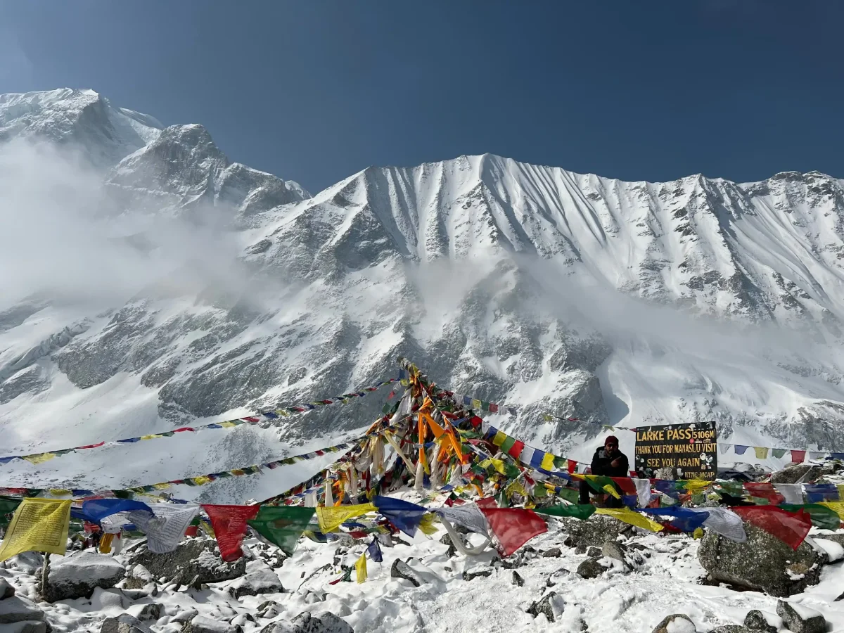 manaslu circuit trek