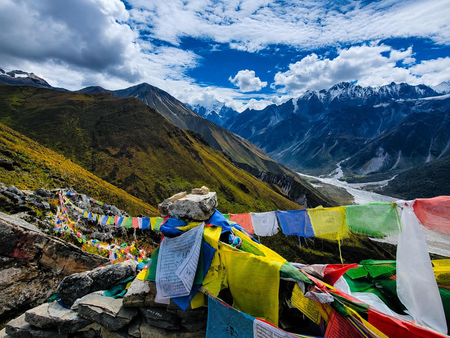 Langtang Gosaikunda Trek with return to Dhunche – 14 days Langtang valley trekking in august month